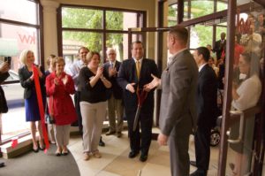 Keller Williams ribbon cutting